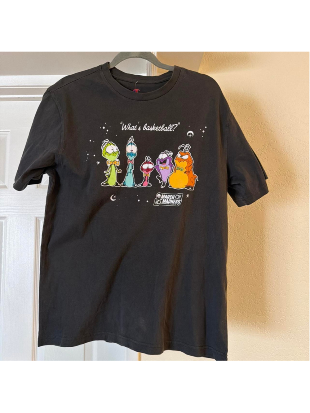 NWT Men’s Medium March madness cartoon characters graphic tee #cartoon #graphic